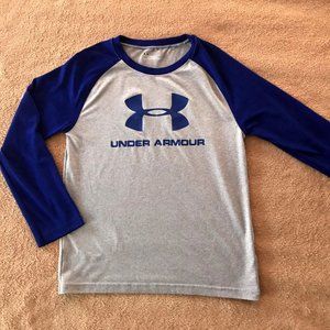 Under Armour Long Sleeved T-Shirt Size 7 Youth